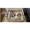 Image 2 : Box of necklaces, broaches and other jewelry