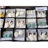 Image 2 : 51 pairs of lisa kao collection earrings