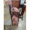 Image 3 : FOLDING DECORATIVE CORNER SHELF
