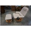 Image 4 : WHITE LEATHER RECLINING CHAIR AND OTTOMAN