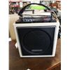 Image 2 : VINTAGE SEARS PORTABLE STEREO 8 TRACK RADIO