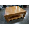 Image 5 : OAK COFFEE TABLE APPROX 3 FOOT ACROSS