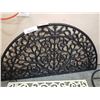 Image 2 : White and black semi circle cast iron decorative metal plates