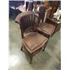 Image 2 : 2 STUDDED LEATHER WOOD FRAMED CHAIRS