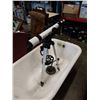 Image 1 : WITHREMOTE MEADE ELECTRONIC DIGITAL TELESCOPE ON TRIPOD WITH REMOTE