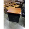 Image 2 : MODERN ENDTABLE