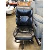 Image 2 : LEATHER ADJUSTABLE OFFICE CHAIR