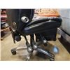 Image 5 : LEATHER ADJUSTABLE OFFICE CHAIR