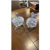Image 1 : 2 FOOTED CRYSTAL BOWLS