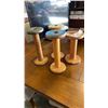 Image 2 : 4 VINTAGE SPOOLS