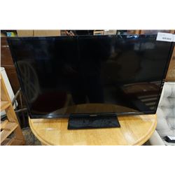 HITACHI 32 INCH TV