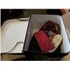 Image 2 : Case of ladies handbags and purses