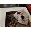 Image 2 : LOT OF SEMI PRECIOUS STONES