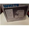 Image 2 : WHITE 2-3-4 THREAD OVERLOCK SEWING MACHINE