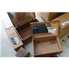 Image 4 : LOT OF VINTAGE WOOD BOXES