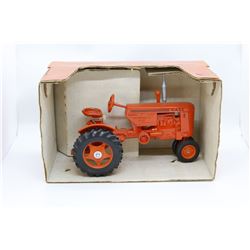 Case Vac tractor 1:16 scale Scale Models