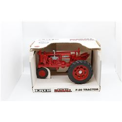 Farmall F20 tractor 1:16 scale Ertl
