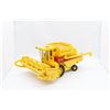Image 1 : NH TR85 combine plastic 1:24
