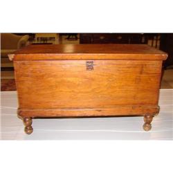 MINIATURE BLANKET CHEST