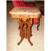 Image 2 : VICTORIAN WALNUT LAMP TABLE