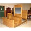 Image 1 : OAK BEDROOM SUITE