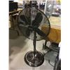Image 1 : Goon 16" Gunmetal Stand Fan