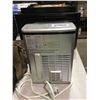 Image 2 : iKich Ice Maker - Model: CP173A