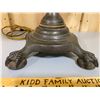 Image 2 : VINTAGE CAST LAMP W/ EAGLE CLAW FOOT BASE