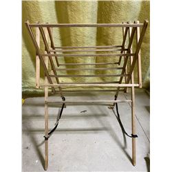 LARGE FOLDING LAUNDRY DRYING RACK
