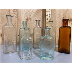 LOT OF 7 ANTIQUE APOTHECARY BOTTLES FROM A TORONTO HOSPITAL PHARMACY