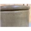 Image 3 : GI LAZIER - PICTON - 6 GAL CROCK WITH BLUE BIRD MOTIF