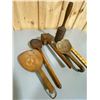 Image 1 : LOT OF 5 PRIMITIVE KITCHEN TOOLS