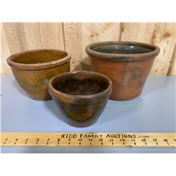 LOT OF 3 CLAY POTS