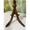 Image 5 : SET OF 2 ANTIQUE END TABLES