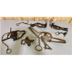 LOT OF 5 COLLECTIBLE STEEL TRAPS