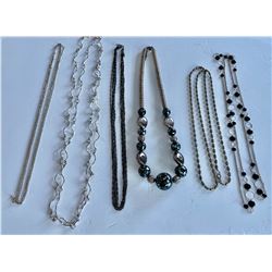 COSTUME JEWELRY NECKLACE LOT