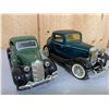 Image 2 : LOT OF 2 DIECAST CLASSIC TRUCKS