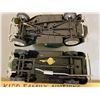 Image 3 : LOT OF 2 DIECAST CLASSIC TRUCKS