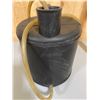 Image 2 : VINTAGE BATTERY FILLER