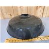 Image 1 : BLACK PORCELAIN LIGHT SHADE