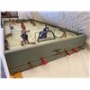 Image 2 : ORIGINAL 6 "PRO" HOCKEY GAME COMPLETE WITH MEN & NETS