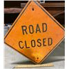 Image 1 : ROAD SIGN - ROAD CLOSED