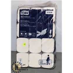 CASE OF TORK PEAK SERVE CONTINUOUS HAND TOWEL