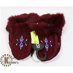 LADIES MOCCASINS SIZE 8