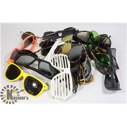 BAG OF 18 PAIRS OF SUNGLASSES