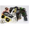 Image 1 : BAG OF 18 PAIRS OF SUNGLASSES
