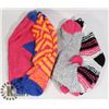 Image 1 : NEW 4 PAIRS OF LADIES COZY SOCKS