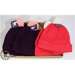 FLAT OF TODDLER POMPOM TOQUES