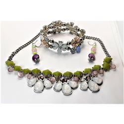 19)  OPALINE, PERIDOT & CAT'S EYE