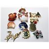 Image 1 : 20)  LOT OF 10 CHRISTMAS THEMED